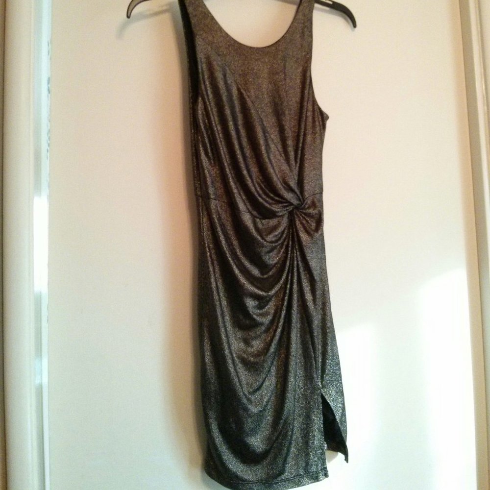 ASTR Metallic Golden Black Twist Front Party Dress Sz XS Cocktail Club Concert